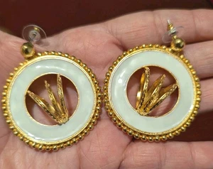 Kenneth Jay lane Large vintage White Enamel Gold Pierced earrings vintage USA - Picture 1 of 3