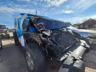 Transfer Case VIN W 6th Digit Jk Body 3.6L Fits 12-18 WRANGLER 2659338 - Image 1 of 4