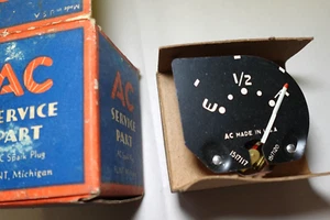 1950 1949 PONTIAC SILVERSTREAK CHIEFTON STREAMLINE FUEL GAUGE N.O.S. NEW AC - Picture 1 of 5
