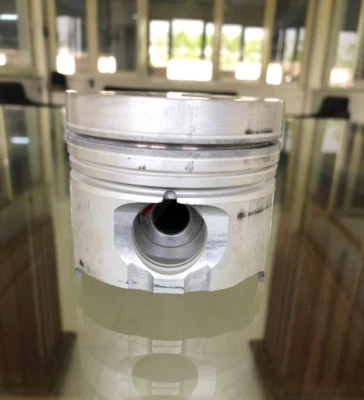 4 X NURAL PISTON Assy. 87-336500-00 STD 80MM  A350730 FOR RENAULT F8Q 7700105906 - Image 1 of 4