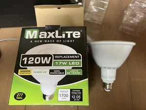 Maxlite - 74687 - 17P38LED230FL - Picture 1 of 3