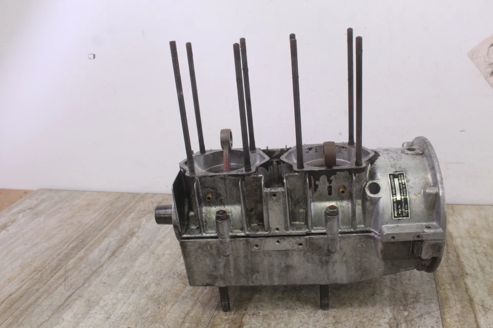 Virabrequim 1974 SKI-DOO TNT 440 - NÚCLEO / estojos de manivela / extremidade inferior - Imagem 1 de 4