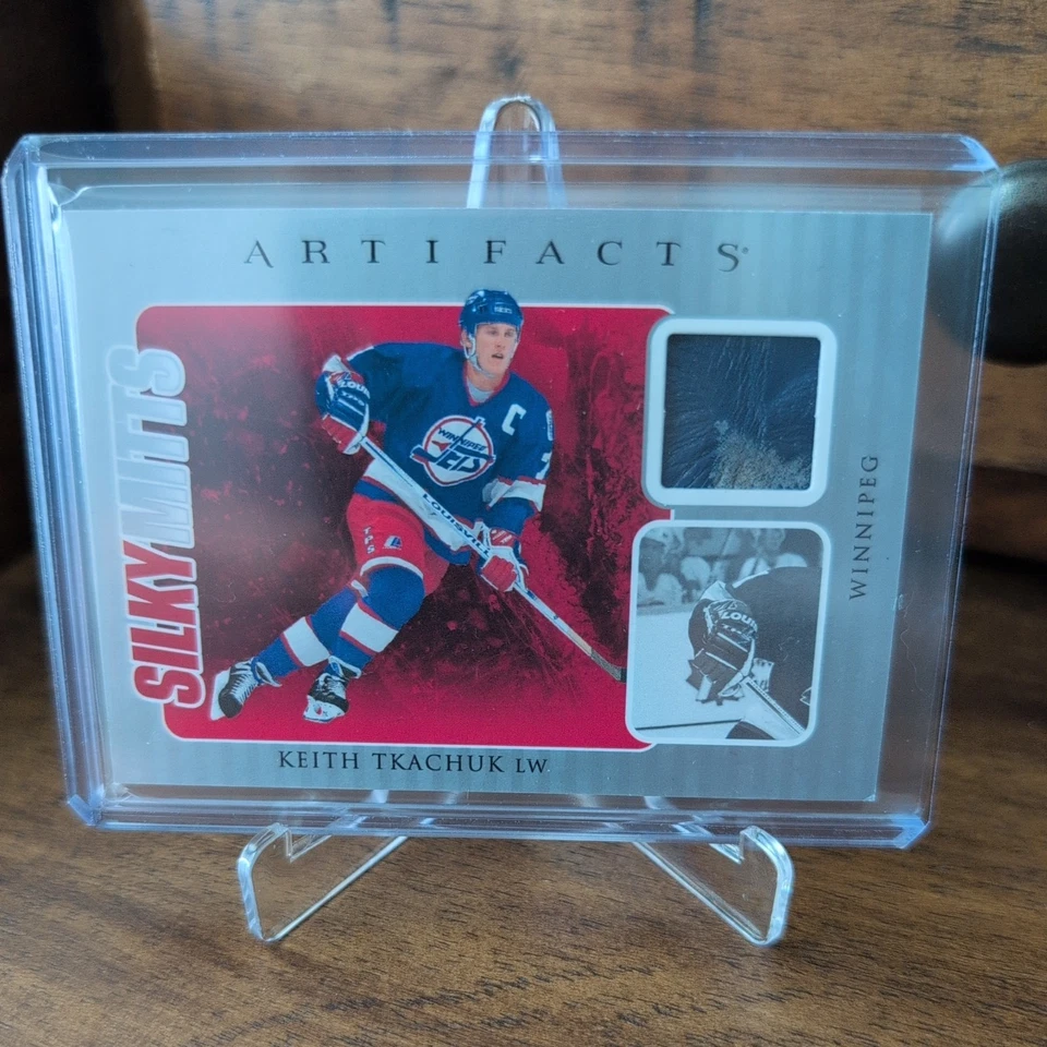 2023-24 UPPER DECK  ARTIFACTS KEITH TKACHUK SM-KT SILKY MITTS GAME USED GLOVE - Image 1 of 2