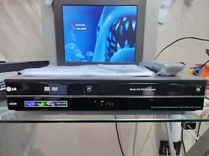 VIDEOREGISTRATORE VHS LG RCT699H 689H CON HDMI COPIA VHS DVD RECORDER BELLISSIMO - Foto 1 di 16