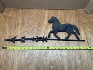 Vintage Old Primitive Farm Metal Horse Animal Barn Roof Weathervane Arrow Topper - Picture 1 of 6
