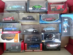Solido Ixo E Vari 1/43 - Lotto Di 16 Modelli Dont Peugeot - Lancia - Simca - Foto 1 di 3