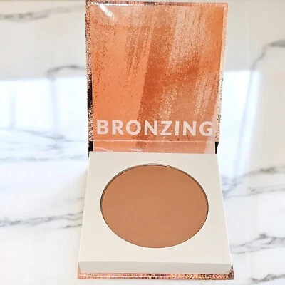 Avon ULTRA COLOUR  HD BRONZING Matt Sun Soaked Bronzer Konturen Hyaluron Puder - Bild 1 von 4