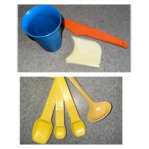 Tupperware Utensili Cucina Gadget Veg Scrubber Formaggio Taglierina Campana Tazza Lotto di 5 - Foto 1 di 17