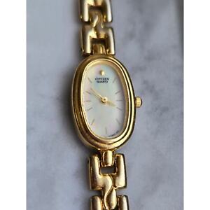Vintage Gold Tone CITIZEN MOP Ladies 5421 F42724 Watch