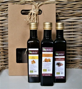 Set de regalo aceites picantes - cedro orgánico, semilla de calabaza orgánica, aceite de lienzo orgánico - 250 ml cada uno - Imagen 1 de 3