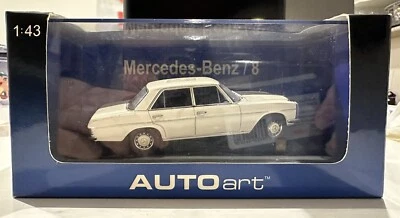 AutoArt Mercedes Benz 220D 1:43 Limousine White 56181 Rare - Image 1 of 4