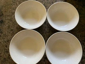 4 X JOHNSON BROS WHITE Athena Ribbed CEREAL SOUP BOWLS 6" Round - Bild 1 von 3