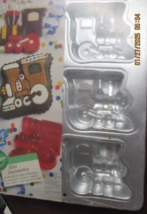 Wilton Mini Lokomotive Zug Lok 6 einzelne Kuchen schwer zu finden neu im Paket. - Bild 1 von 11