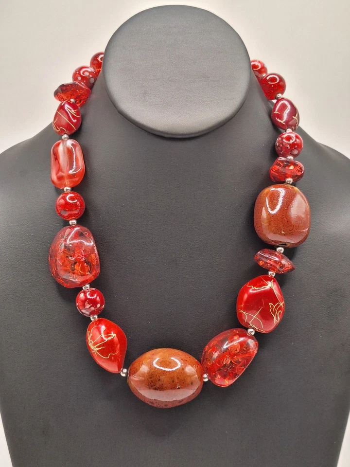 Marbled Red Rusty Amber Color Chunky Necklace With A Statement  Foto 1 de 4