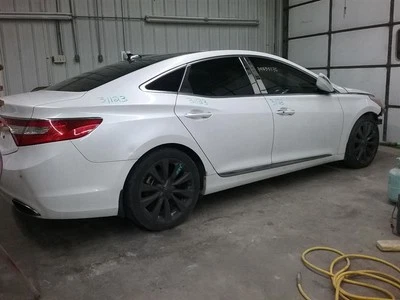 Driver Front Seat  Leather Electric Fits 12-15 AZERA 1162193 - Image 1 of 4