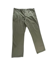 Old Navy Men’s Chino Pants Green Straight Fit Size 38x34 Cotton Casual Work - Picture 1 of 8