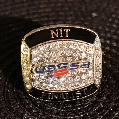 Anillo finalista NIT talla 12 USSSA béisbol estrás Foto 1 de 4
