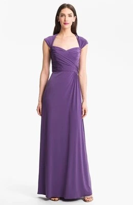 Vestido Amsale Corte Espalda PÚRPURA Talla 2 Foto 1 de 2