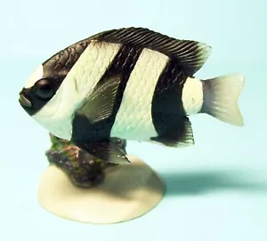 Yujin pesce d'acqua salata a colori parte 1 coda bianca dascyllus damigella venditore USA - Foto 1 di 2