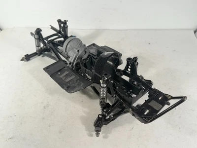 Chasis deslizante de rodillos sobre orugas Axial SCX10 ii 1/10 4x4 RC usado - Imagen 1 de 4