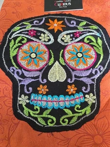 Juego de toallas de cocina bordadas calavera de azúcar Cynthia Rowley Día de los Muertos Nuevo - Imagen 1 de 8