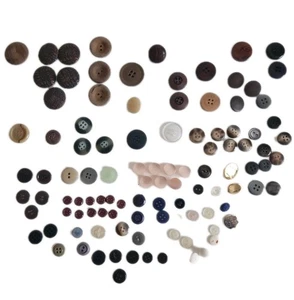 Assorted Vintage Buttons Job Lot X 100 Buttons Retro Variety - Picture 1 of 9