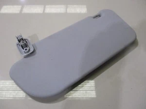 GENUINE 2007 MAZDA 3 MAXX 2.0L Ei Auto 2006-2009 RIGHT FRONT SUN VISOR - Picture 1 of 9