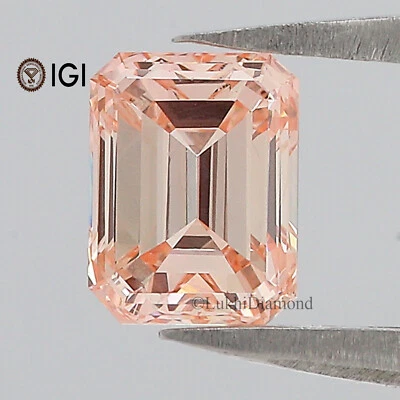 1.02 CT IGI Certified Emerald Fancy Intense Pink Color VS2 Clarity Lab Diamond - Image 1 of 4