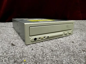 24X Mtrp CD ROM Disc Drive Model CD-924E UNTESTED. - Picture 1 of 2