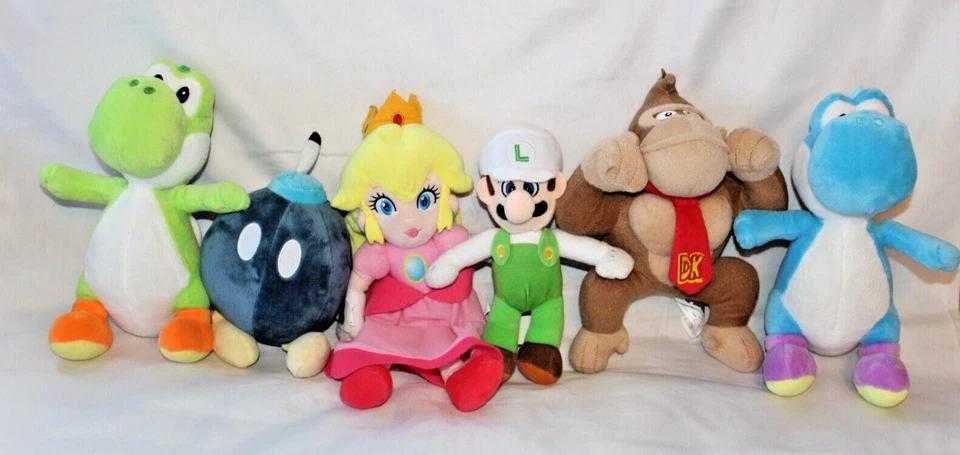 Lot 6 Super Mario Plush 8" - 13" Yoshi Bob-omb Donkey Kong Princess Peach Luigi - Image 1 of 4