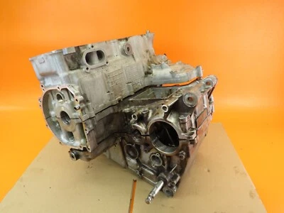 2001 - 2003 Suzuki Gsxr 600 Gsxr 600 Oem Cylinder Engine Cases Foto 1 de 4