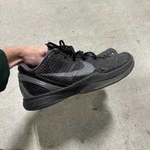Nike Zoom Kobe 6 Blackout Sneaker Herren Gr. 11,5 *Trennung lesen* 429659-013 - Bild 1 von 18
