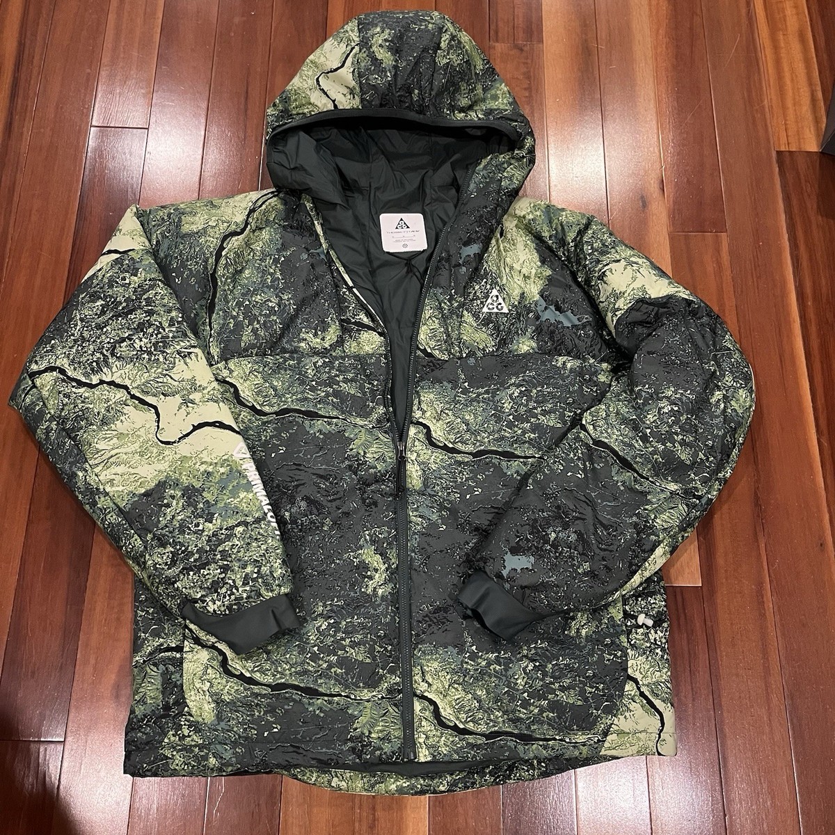 Nike Camouflage Jackets for Men for Sale | Shop New & Used Nike Camouflage Jackets for Men for Sale | Shop New & Used