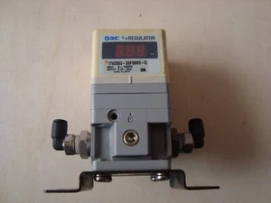 SMC ITV2050-33F3BN3-Q - Elektropneumatischer Regler 0,05-9Bar Anschluss G 3/8 - - Bild 1 von 8