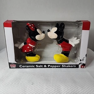 Disney Mickey Mouse and Friends Keramik Salz & Pfefferstreuer Minnie Mouse Kiss - Bild 1 von 5