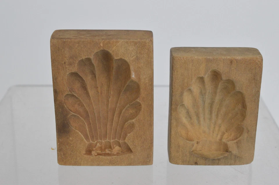 ZWEI ALTE HOLZ MODEL / SPRINGERLE / BACKFORM - BÄRENTATZEN - TIEF HANDGESCHITZT - Bild 1 von 4