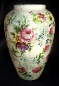 Robert Gordon Armadale Roses Bluebells Florals Pottery Vase Australia Made 18CmT - Picture 1 of 10