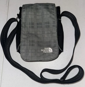Bandolera Mensajero The North Face Cartera Frontal Solapa Nylon Bolsillos Ajustable Negro/Blanco - Imagen 1 de 9