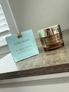 Full Size nuovo con scatola Estee Lauder Revitalizing Supreme + Youth Power Creme 1,7 oz - Foto 1 di 3