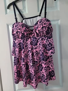 WOMENS SWIMSUIT TANKINI TOP ONLY XXL OR 2X UNDERWIRES PADDED BRA ADJUST STRAPS - Picture 1 of 6