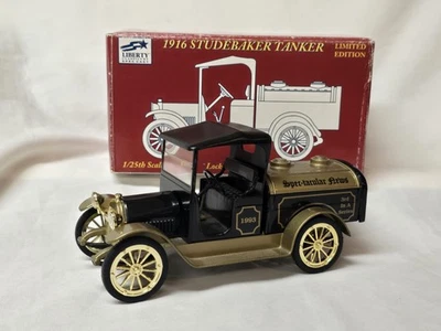 Speccast Spectacular News #3 1916 Studebaker Tanker Truck Bank 1/25 Scale  - Image 1 of 4