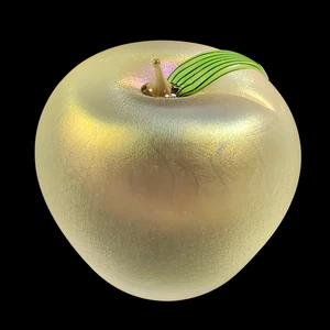 Orient & Flume Art Glass Apple Paperweight Aurene Golden Iridescent Signed - Picture 1 of 10