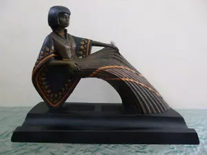 Mahogany Princess Figurine Pen Holder Desk Tidy No.631221 Parastone Enesco 1999 - Foto 1 di 8