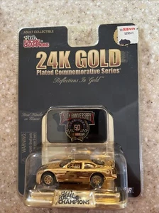 Racing Champions Serie Placcata Oro 24K NASCAR 50° Anniversario #6 1:64 1998 - Foto 1 di 4