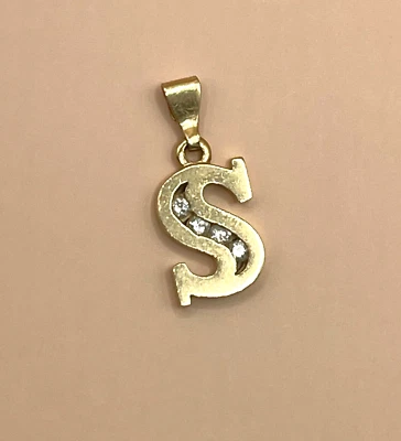 Colgante pequeño de oro amarillo 14k JTC 969 diamante natural 0,12 quilates letra S en forma de Foto 1 de 4