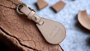 New handmade leather case for pocket watch 45mm in the form of a keychain saddle - Bild 1 von 8