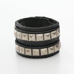 Brazalete Hecho a Mano Pulsera Cuero para Hombre con Tachuela -Puño Cuero Negro - Imagen 1 de 2