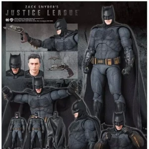 MAFEX No. 222 Zack Snyder's Justice League Batman Action Figure - Picture 1 of 15