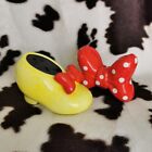 Walt Disney's Minnie Mouse Bow And Shoe Salt And Pepper Shaker Set.