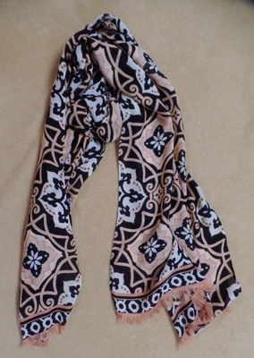 NWT Spartina 449 Daufuskie Island scarf, 100% Viscose, brown & peach print 21x72 - Image 1 of 4